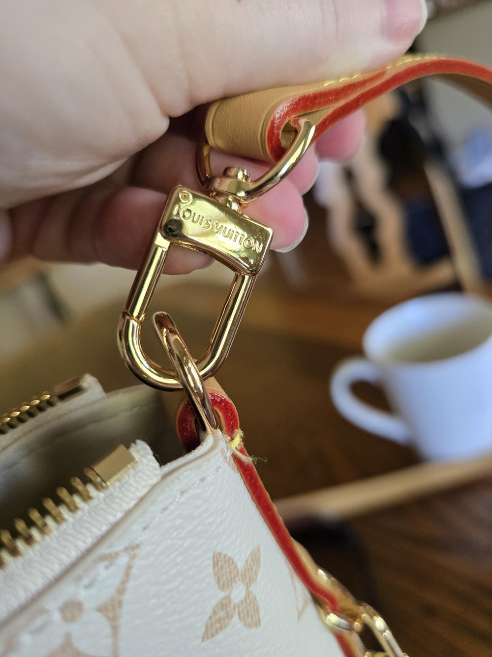 Master Quality Louis Vuitton Multipass - Picture 2 of 9